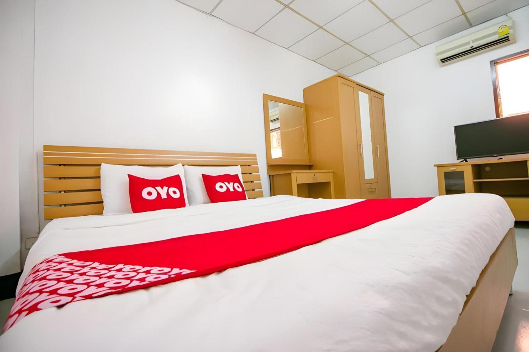 Oyo 525 Mrt Phetkasem 48-1 Place Bangkok Bagian luar foto