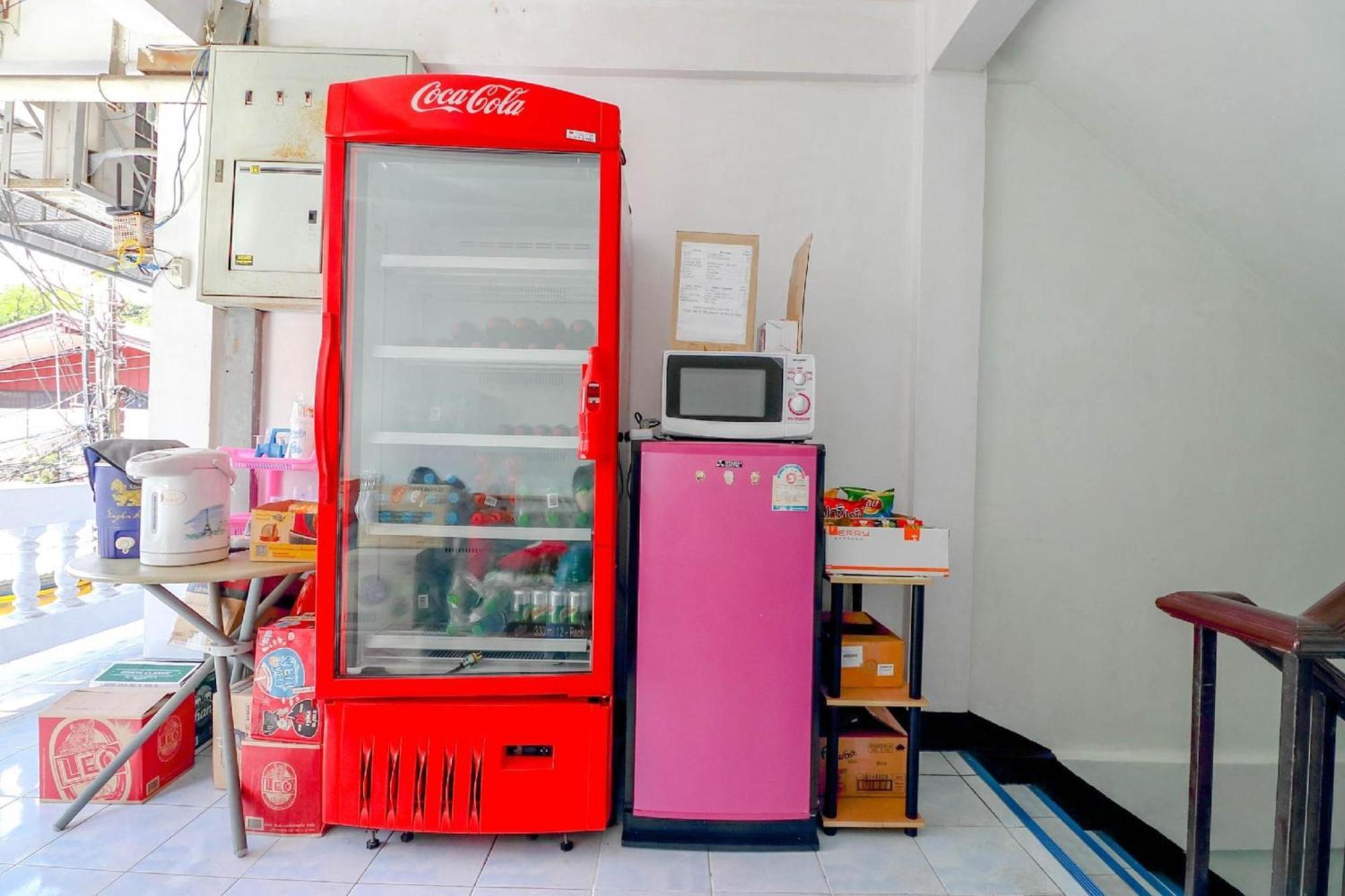 Oyo 525 Mrt Phetkasem 48-1 Place Bangkok Bagian luar foto